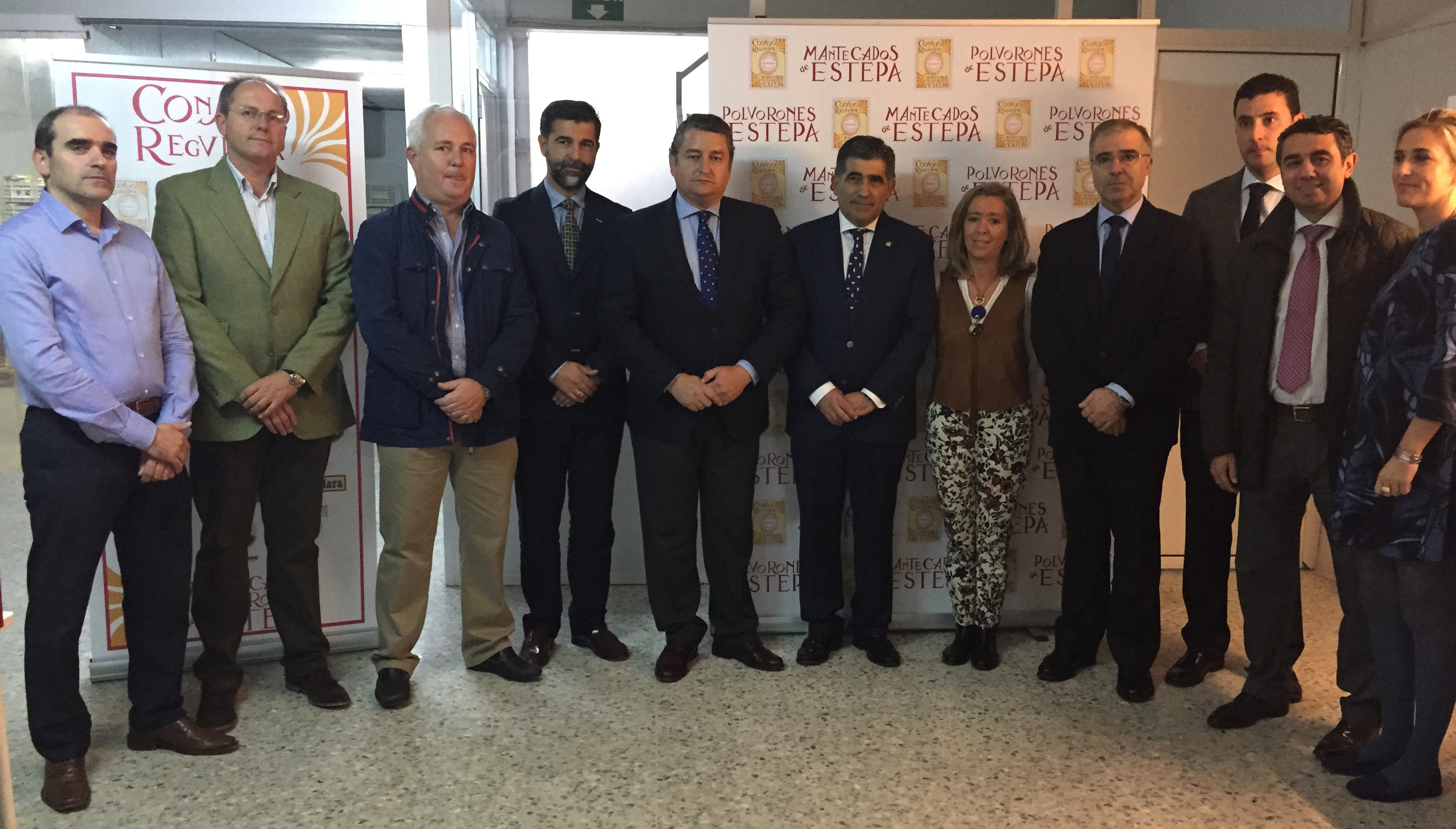 [:es]El Delegado del Gobierno ofrece apoyo para la internacionalización, innovación y comercialización del sector del mantecado de Estepa [:]