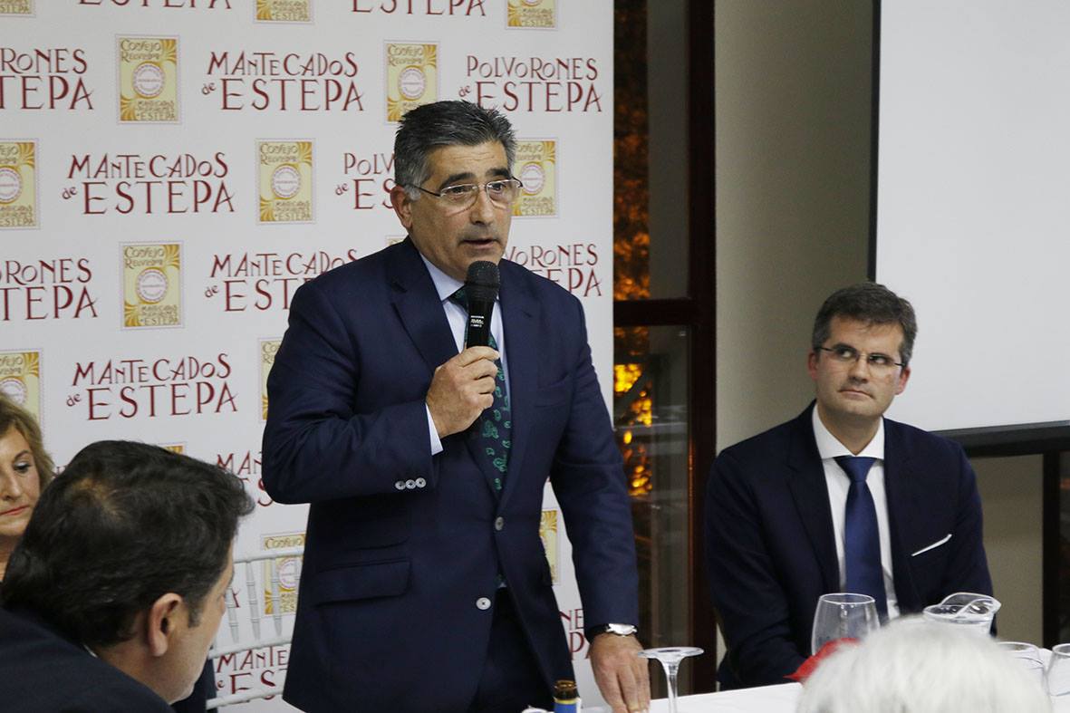 [:es]Cena final de campaña a otra temporada intensa para el sector del mantecado de Estepa[:]