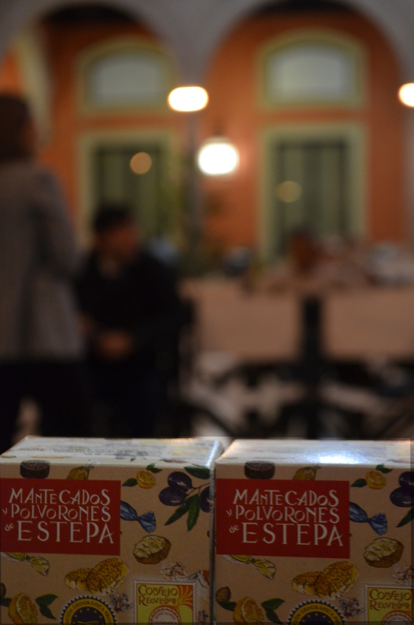 [:es]Avalancha de donaciones en el maratón prenavideño[:]