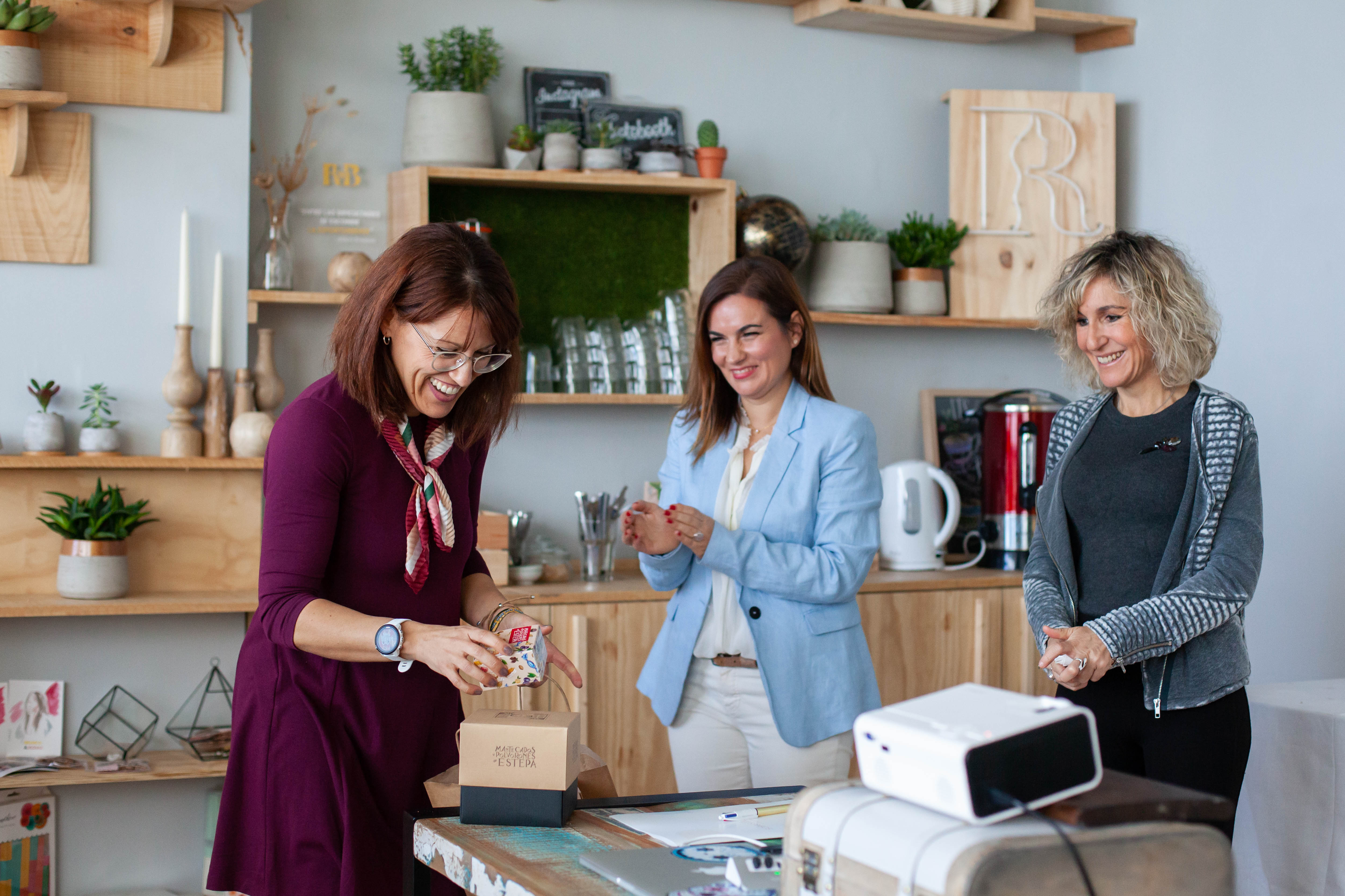 Mantecados y Polvorones de Estepa para las Mujeres Sobresalientes de Emprende Sevilla