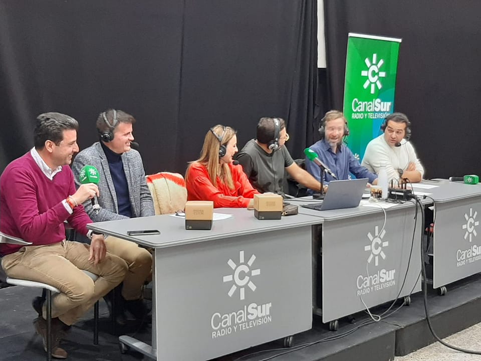 [:es]Los Compadres y Eva Ruiz darán las Campanadas de Canal Sur desde Estepa[:]
