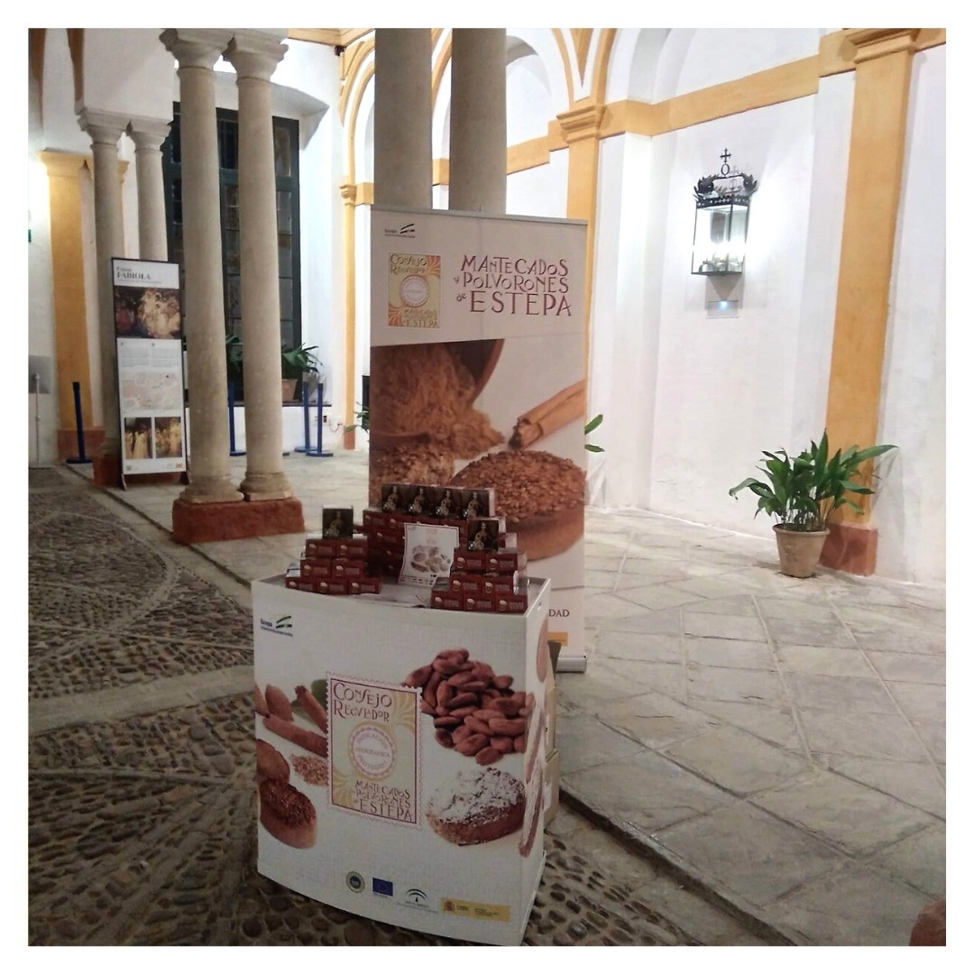 Unas 50.000 piezas de mantecados se repartirán entre los visitantes a los Reales Alcázares de Sevilla