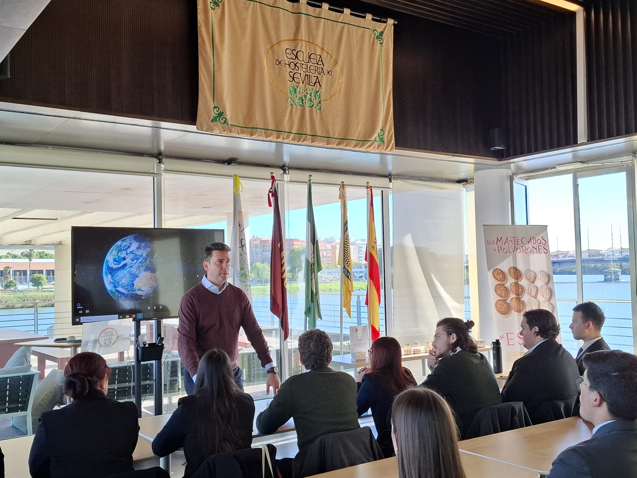 Los mantecados en la Escuela de Hostelería de Sevilla